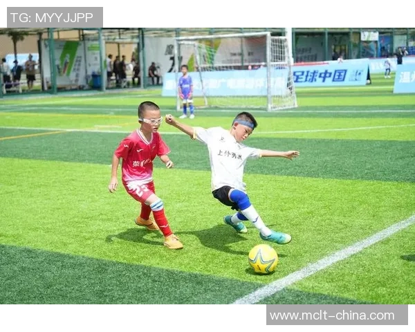 足球明星观看指南：如何找到他们比赛和活动的最佳地点与方式